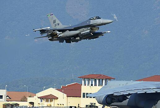 США и Турция подписали контракт на поставку F-16