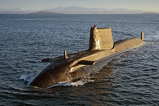 США отправили на Кубу подводную лодку из-за военных кораблей России