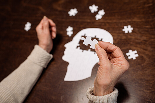 Врач объяснил, чем деменция отличается от болезни Альцгеймера