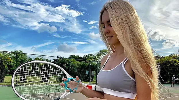 Украинская теннисистка выложила откровенное фото