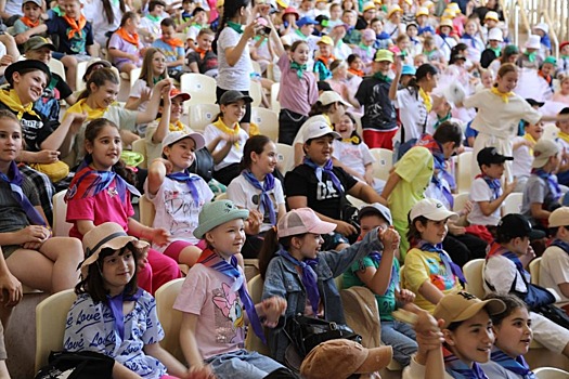 В летних лагерях Карачаево-Черкесии отдохнут около 12 тыс. детей