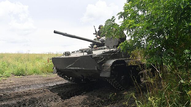В России начнут делать тетради с экипажем танка «Алеша»
