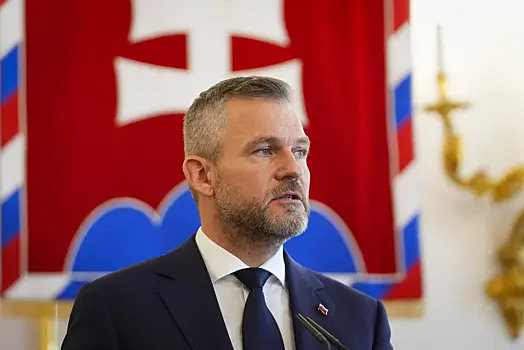 Выступающий против помощи ВСУ вступил в должность президента Словакии