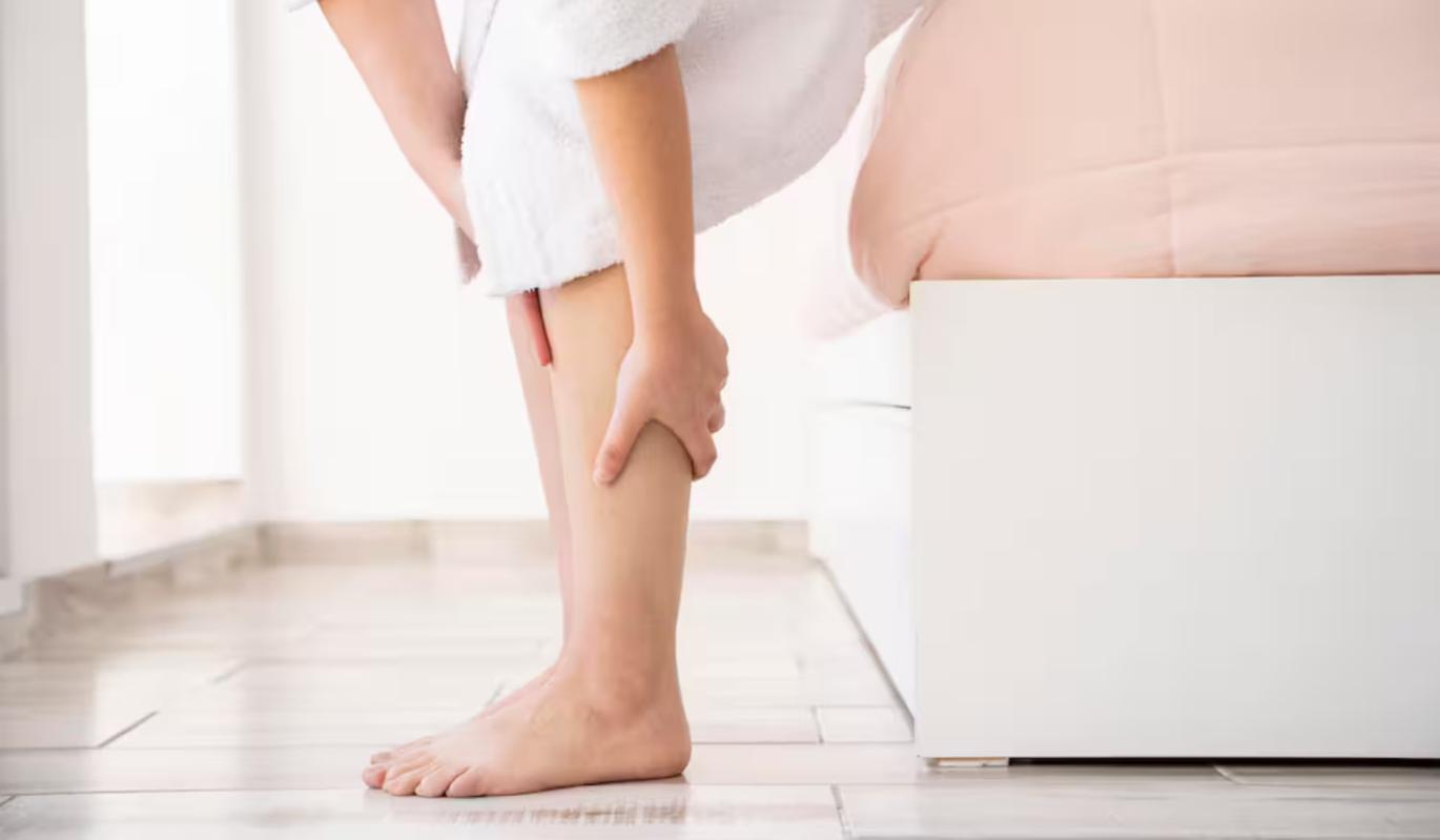 Диета при варикозе: вот какие продукты помогут сохранить красоту ног