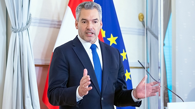 Канцлер Австрии не поддержал бойкот Венгрии в председательстве Совета ЕС