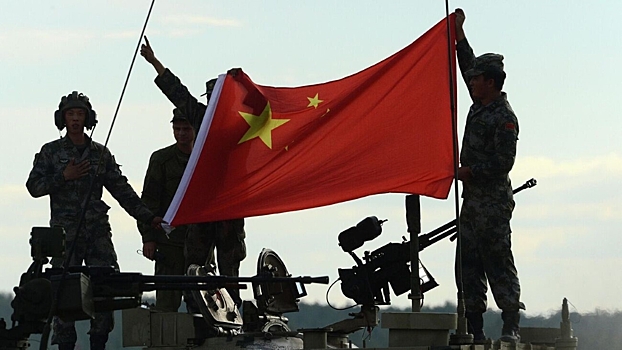Китай приостанавливает консультации с США по контролю над вооружениями
