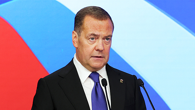 Пока вы спали: новое заявление Медведева по Украине и карты «Мир» в Китае