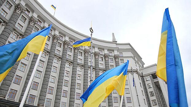 Украинским чиновникам в Запорожье приказали уничтожить документы и «сидеть на чемоданах»