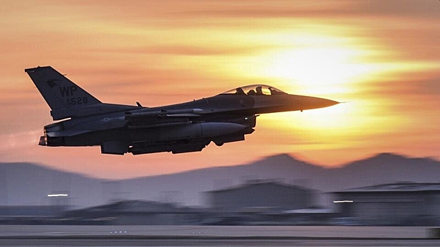 В США рассказали, где будут располагаться F-16 для Украины