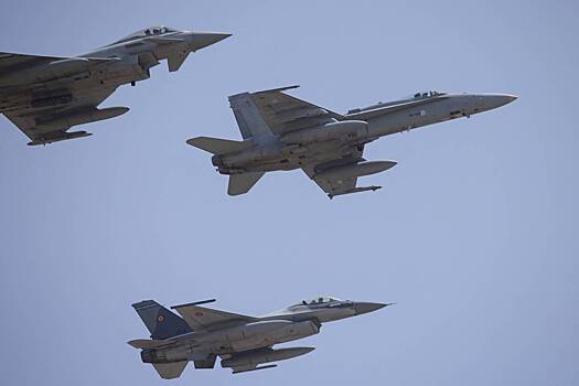 ВСУ предложили использовать автодороги для взлета и посадки F-16