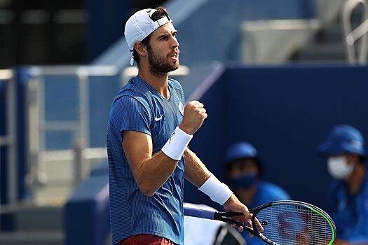 Хачанов вышел в стадию 1/4 финала турниров ATP впервые с апреля