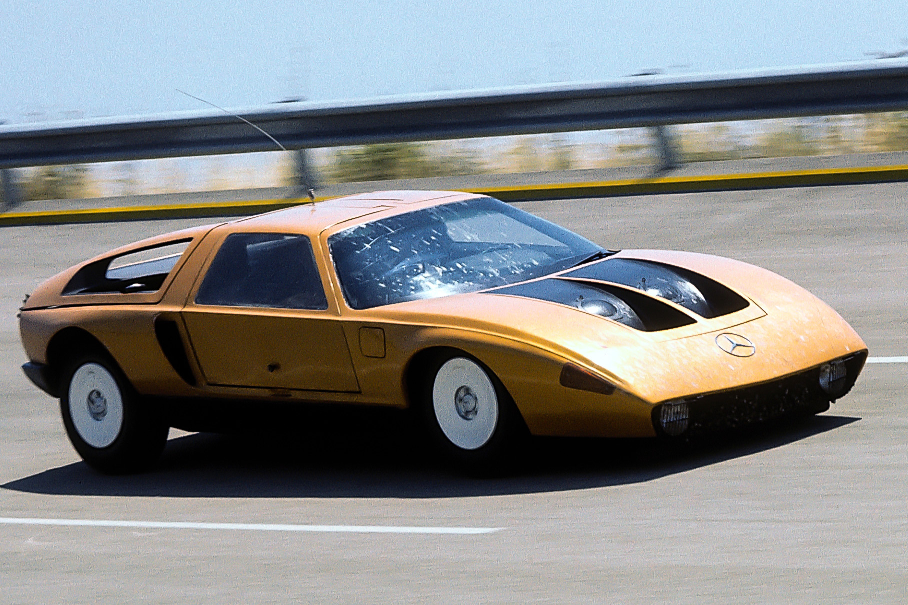 Mercedes-Benz C111: концепт, который не собирался уходить42