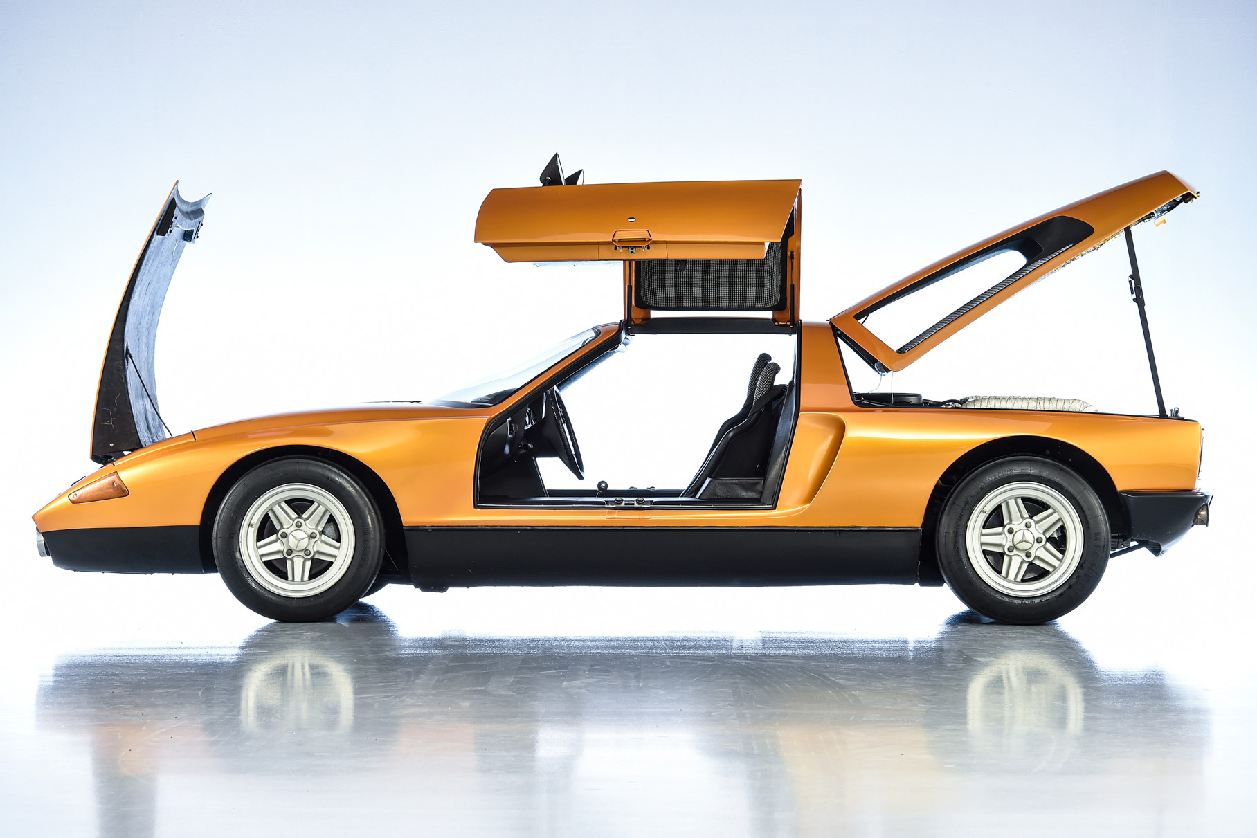 Mercedes-Benz C111: концепт, который не собирался уходить32