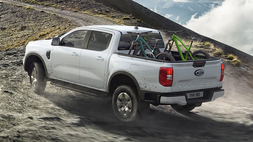 Новый Ford Ranger PHEV в Европе по мощности уступает только Raptor3