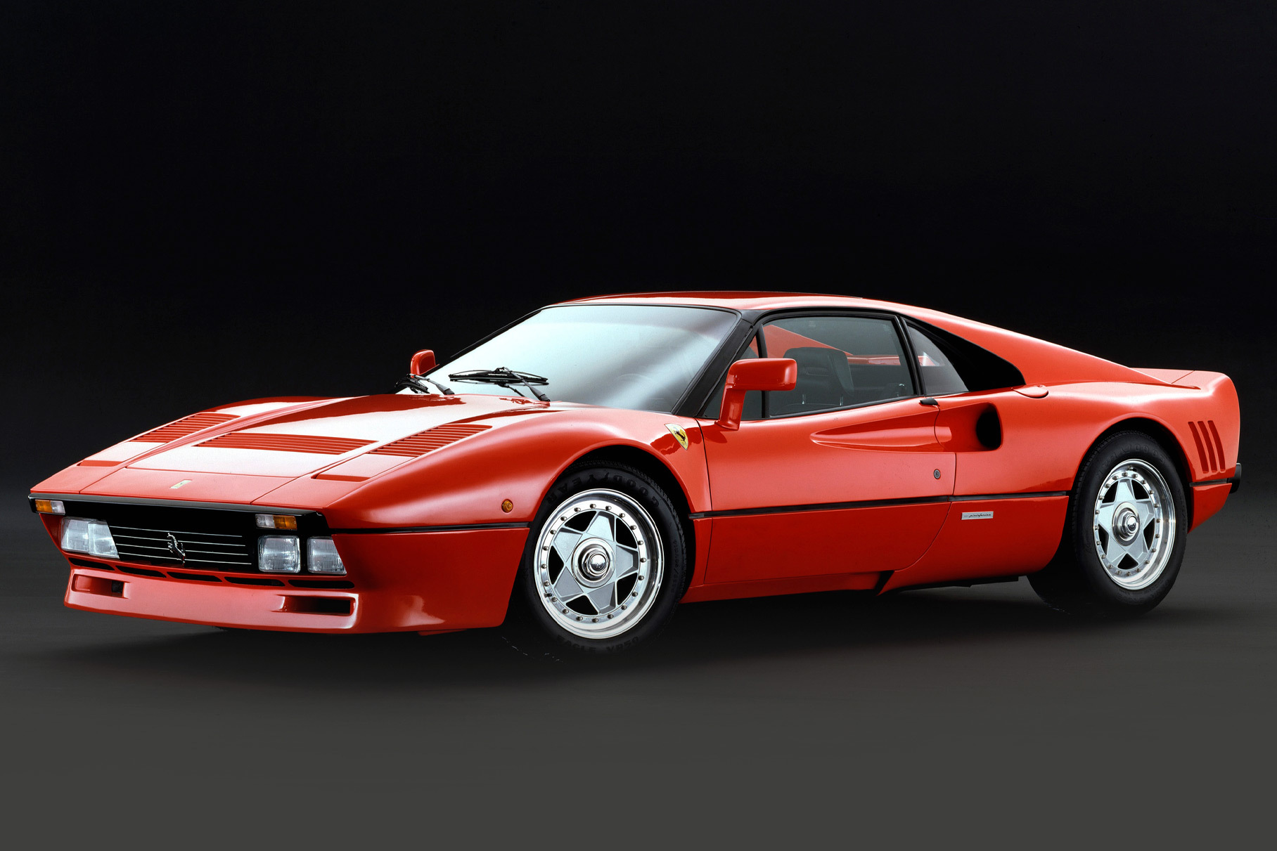 40 лет великому Ferrari 288 GTO14