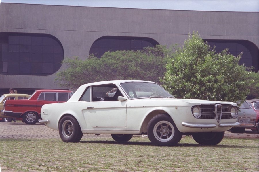 Alfa Romeo FNM Onca — бразильский Ford Mustang, о котором вы не знали3