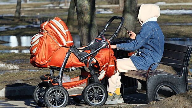 Детские коляски оснастили электроприводом