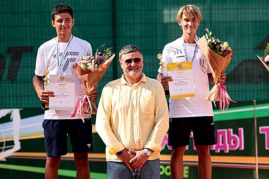 Кафельников высказался о работе тренером игрока ATP