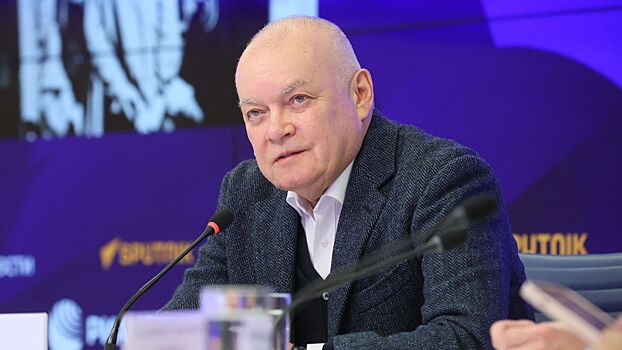 Киселев рассказал о водном велосипеде российского производства