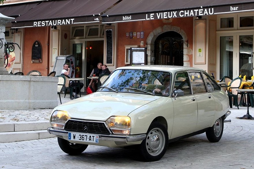 Круче, чем у Фантомаса: как появился Citroёn SM и при чем здесь Maserati9