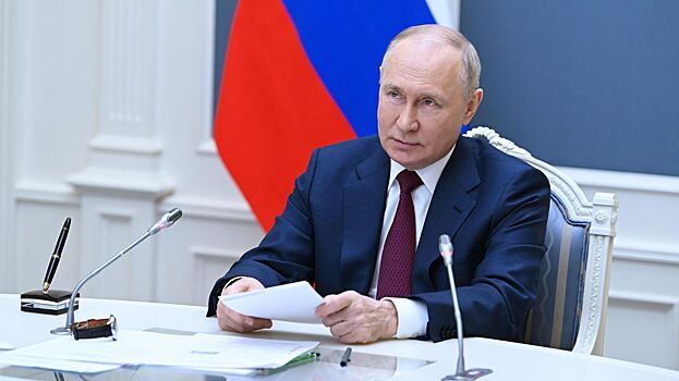 Путин объявил о планах по сокращению ненефтегазового дефицита