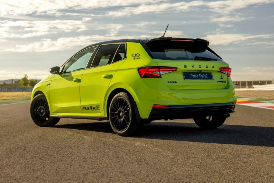 Skoda Fabia Rally2 by Cohete Suarez — настоящий горячий хэтчбек1