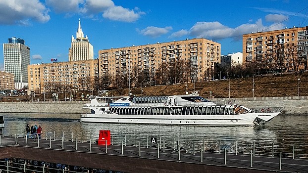 Речные вокзалы столицы посетили свыше 360 тыс. туристов и москвичей