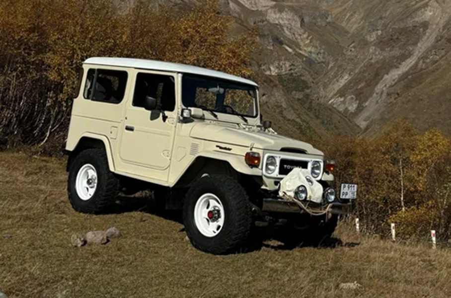 В России продают уникальный Toyota Land Cruiser 1979 года3