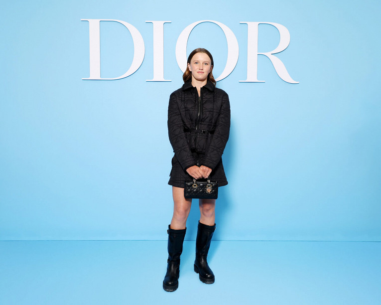 Звезды, одетые в Dior на показе коллекции Весна-Лето 202547