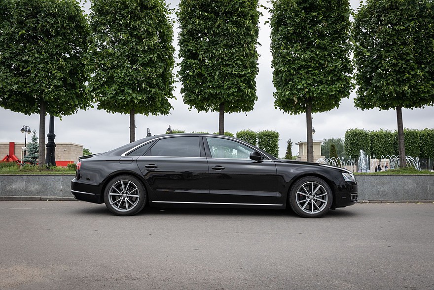 Audi A8 III (D4/4H) c пробегом: ТО за 2 миллиона, АКП за гроши и отличные дизели2