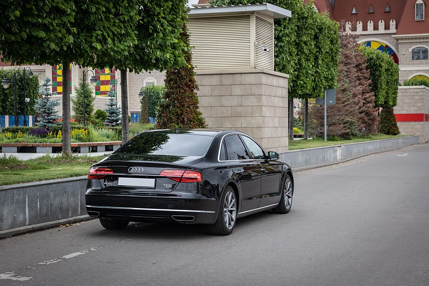 Audi A8 III (D4/4H) c пробегом: ТО за 2 миллиона, АКП за гроши и отличные дизели21