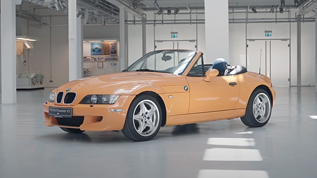 BMW однажды установила V12 в крошечный родстер Z3 M