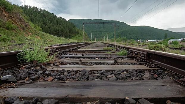 Казахстан отправил первый турпоезд в Узбекистан