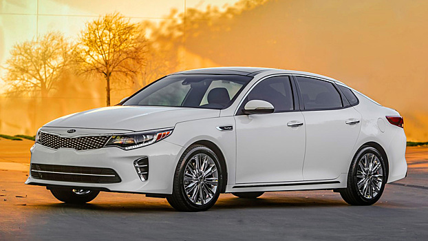 Почти как Toyota Camry, но только от корейцев: обзор Kia Optima