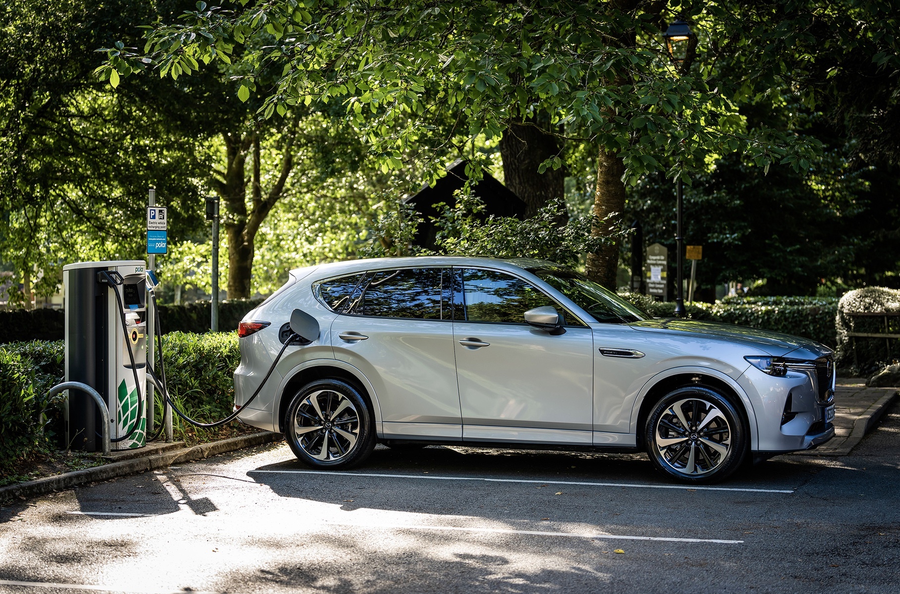 Представлена обновленная Mazda CX-601