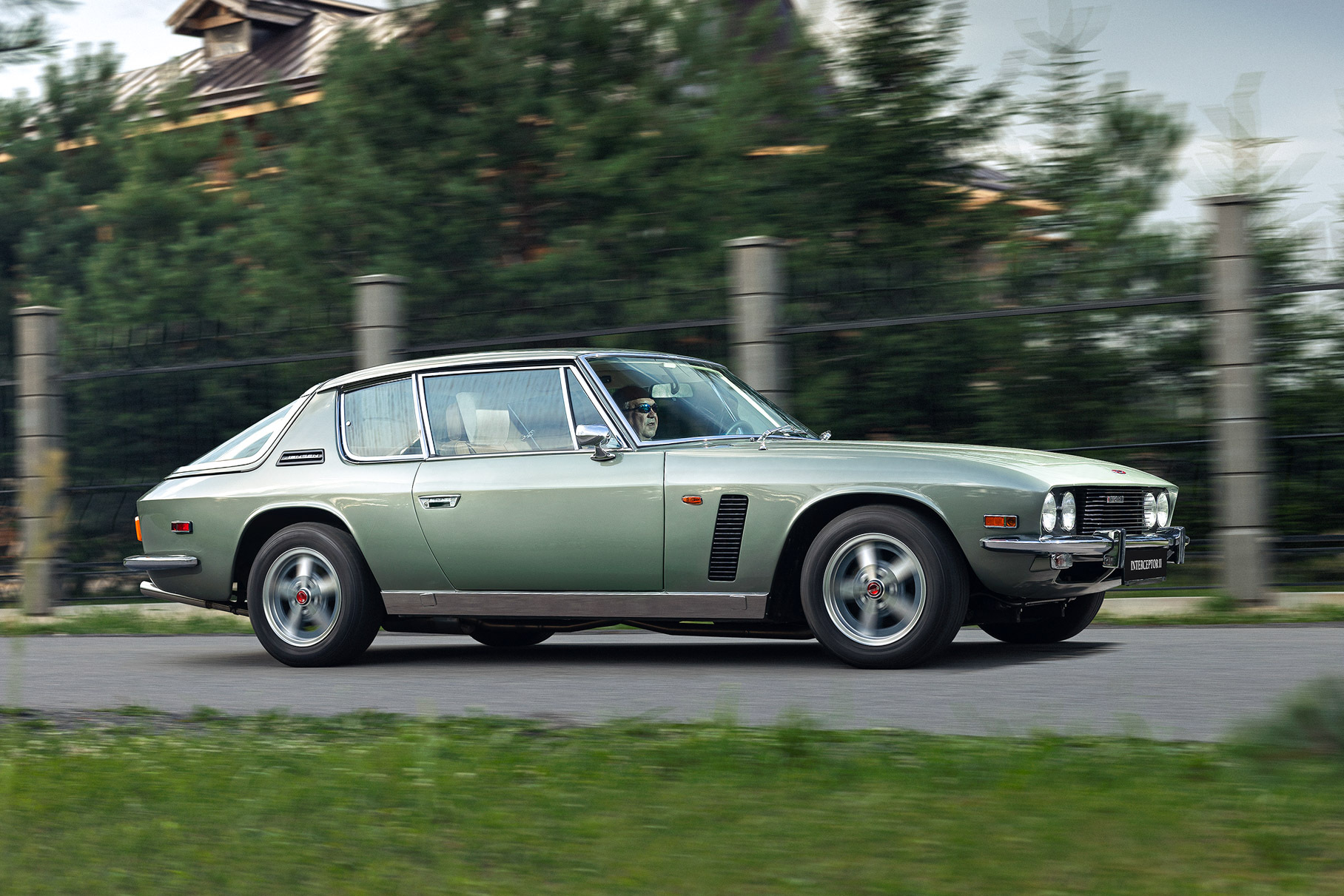 Триединство. Тест-драйв Jensen Interceptor80