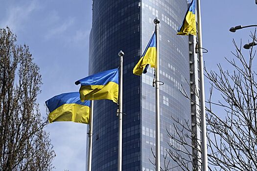 Нацбанк начал контролировать траты украинцев за границей